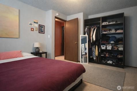 8803 23rd Avenue NE Seattle WA 98115