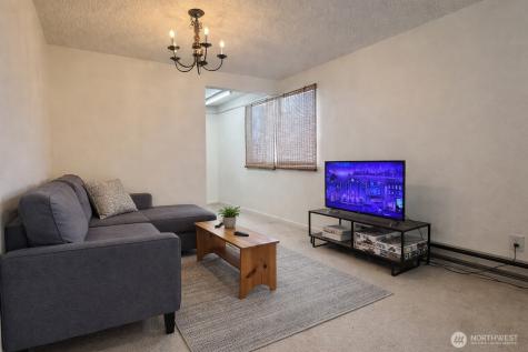 8803 23rd Avenue NE Seattle WA 98115