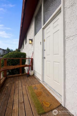 8803 23rd Avenue NE Seattle WA 98115
