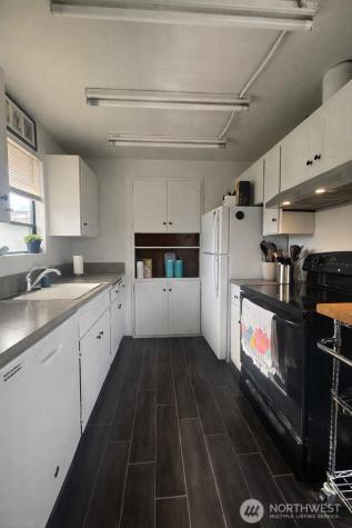 8803 23rd Avenue NE Seattle WA 98115