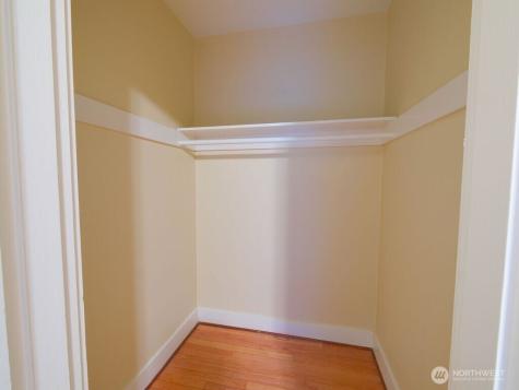 416 Summit Avenue E Seattle WA 98102