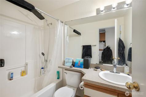 3425 14th Avenue W Seattle WA 98119