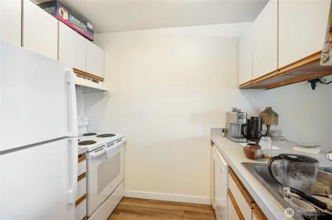 3425 14th Avenue W Seattle WA 98119