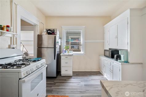 800 Harrison Seattle WA 98109
