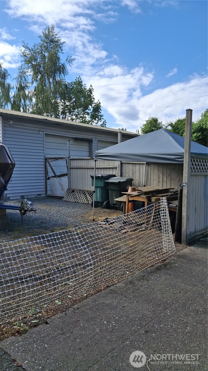 1056 S Sullivan Street Seattle WA 98108