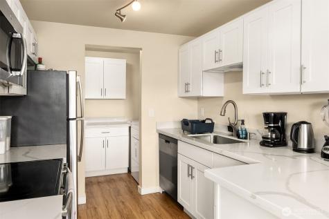 1433 NW 64th Street Seattle WA 98107