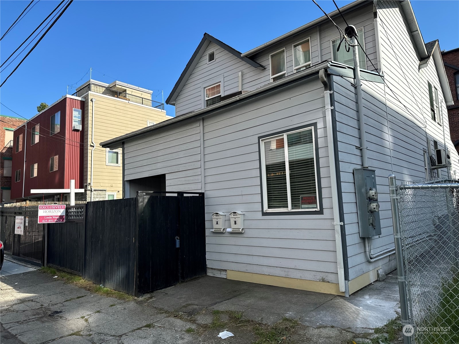 112 13th Avenue Seattle WA 98122