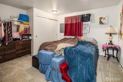1322 Maple Street Everett WA 98201
