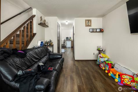 1322 Maple Street Everett WA 98201