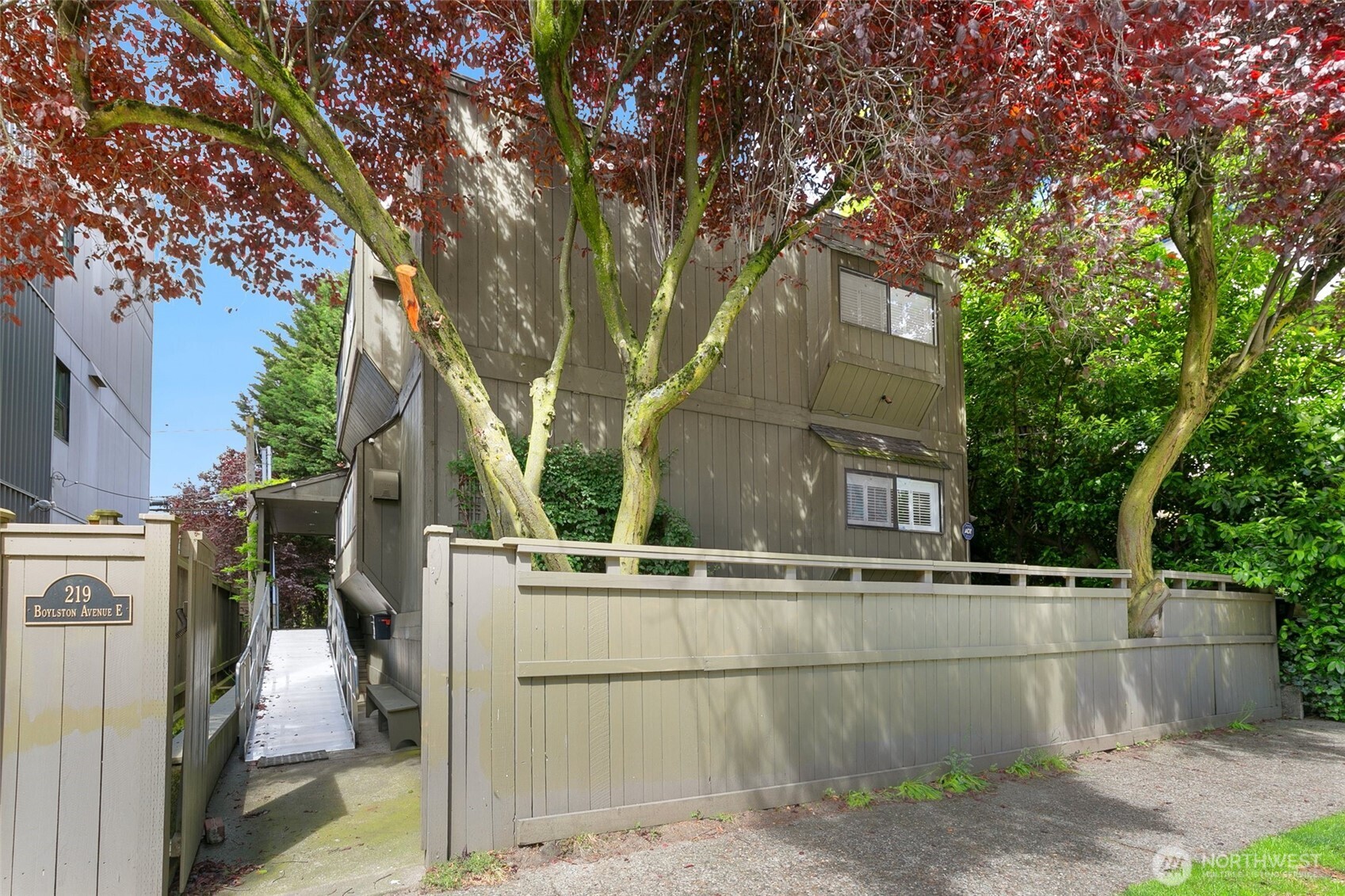 219 Boylston Avenue E Seattle WA 98102