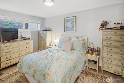 2362 Franklin Avenue E Seattle WA 98102