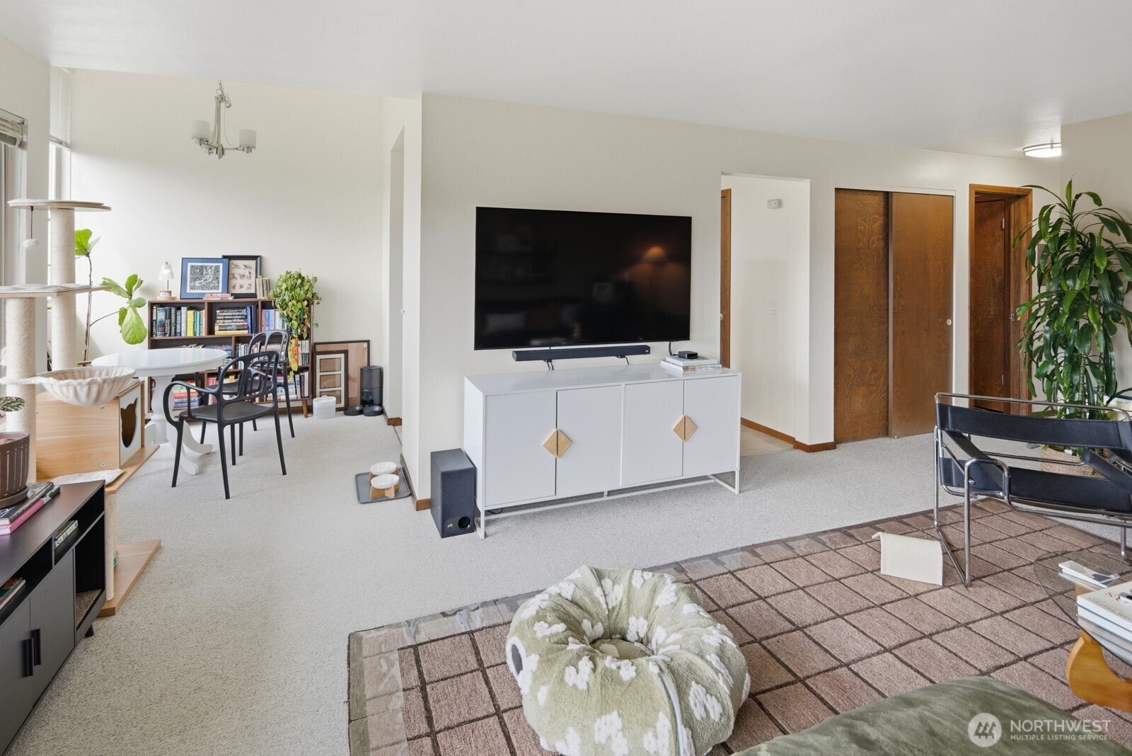 2362 Franklin Avenue E Seattle WA 98102