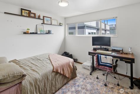 2362 Franklin Avenue E Seattle WA 98102