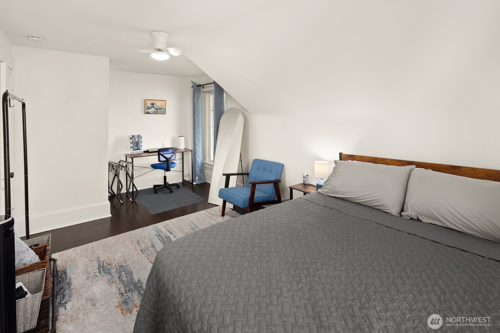 2011 E James Street Seattle WA 98122