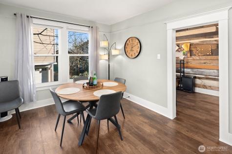 2011 E James Street Seattle WA 98122
