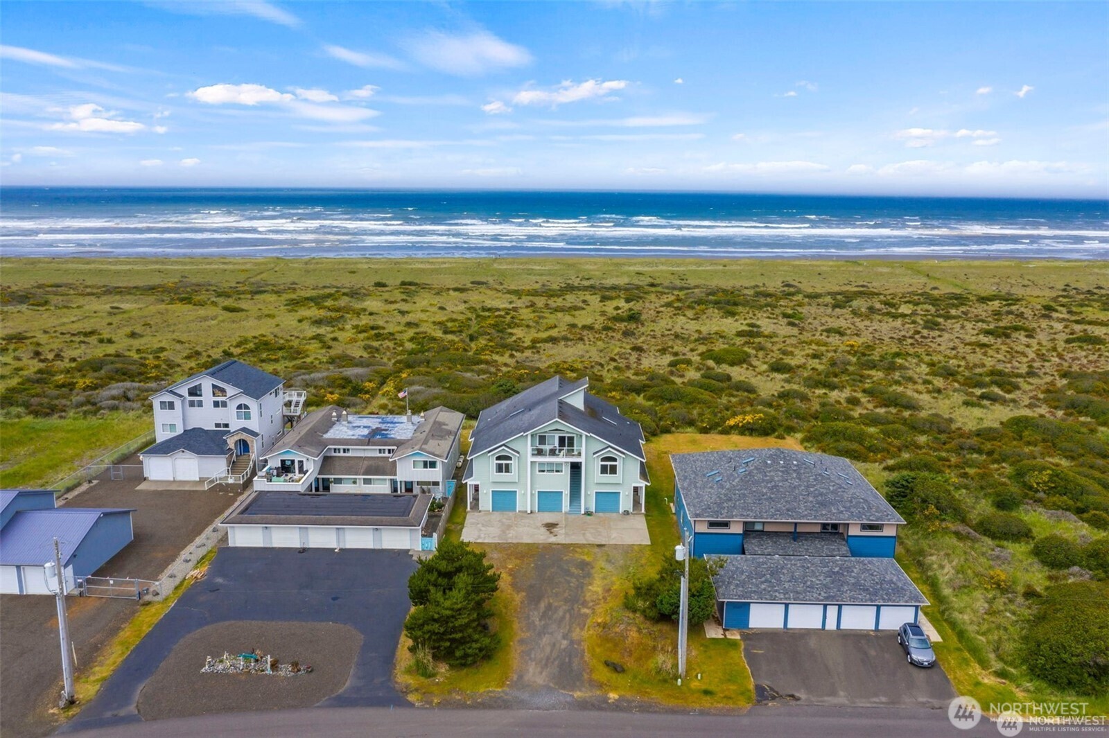 1029 S Sand Dune Avenue SW Ocean Shores WA 98569