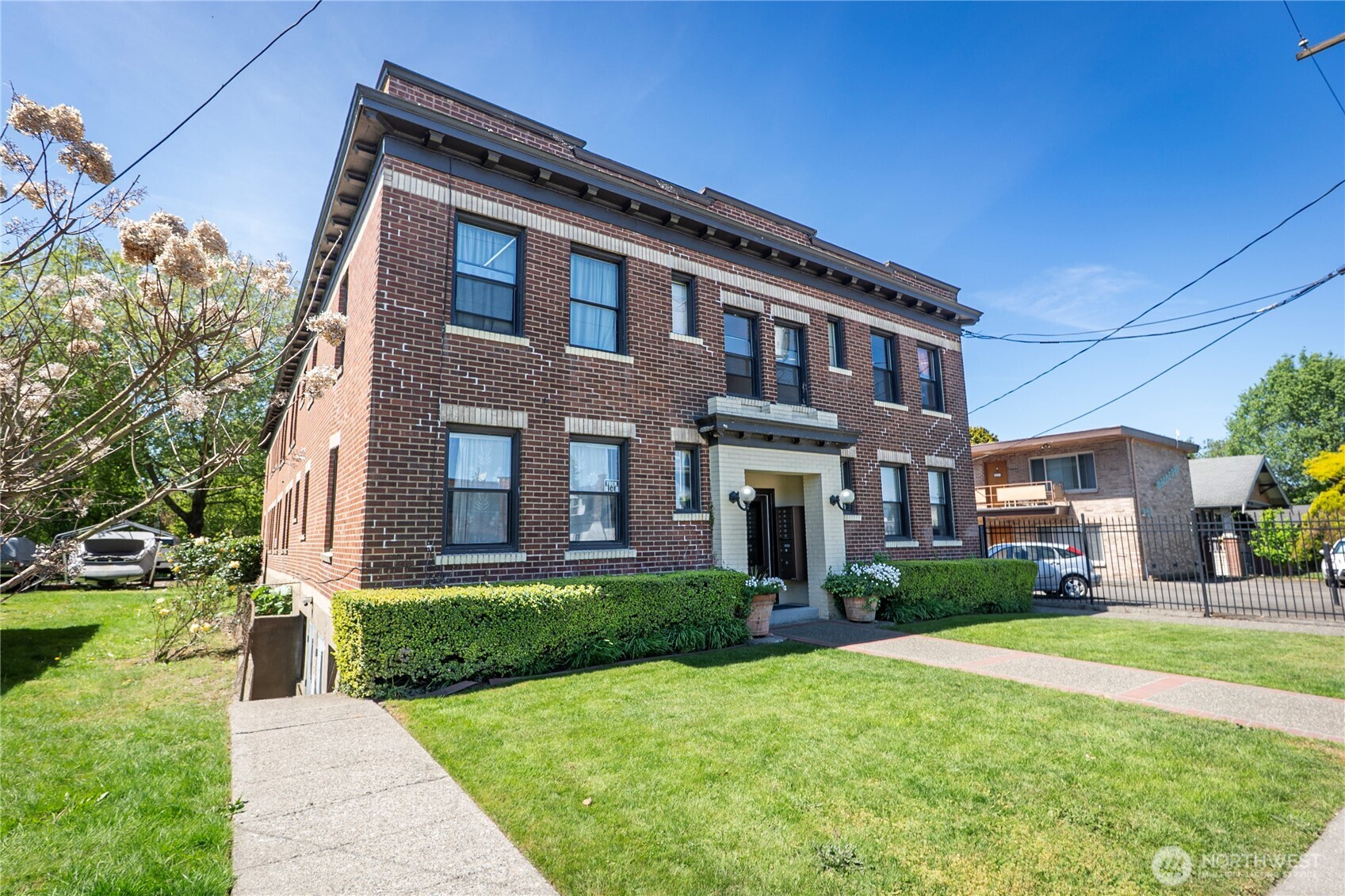 1003 N 1st Street Renton WA 98057
