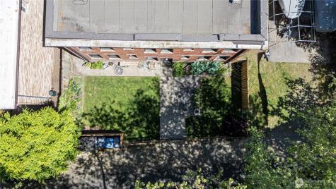 1003 N 1st Street Renton WA 98057