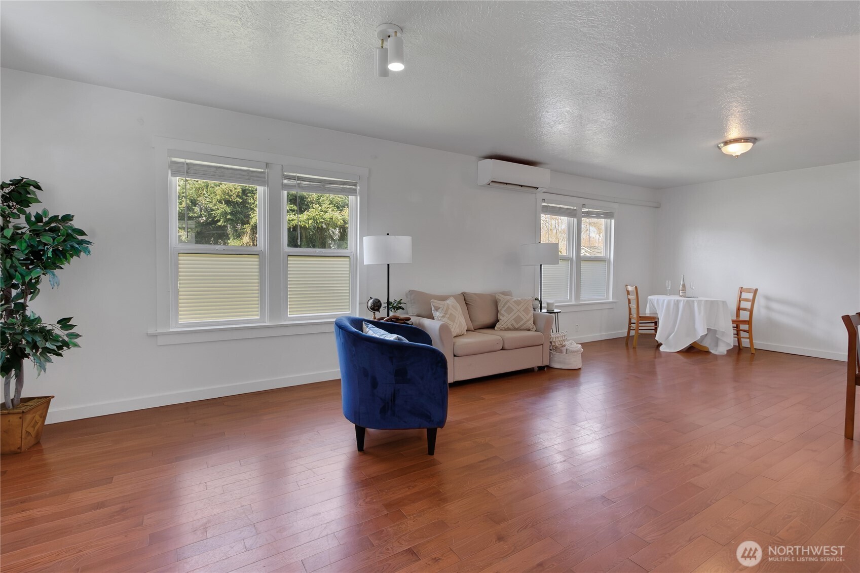302 Van Trump Avenue NE Yelm WA 98597