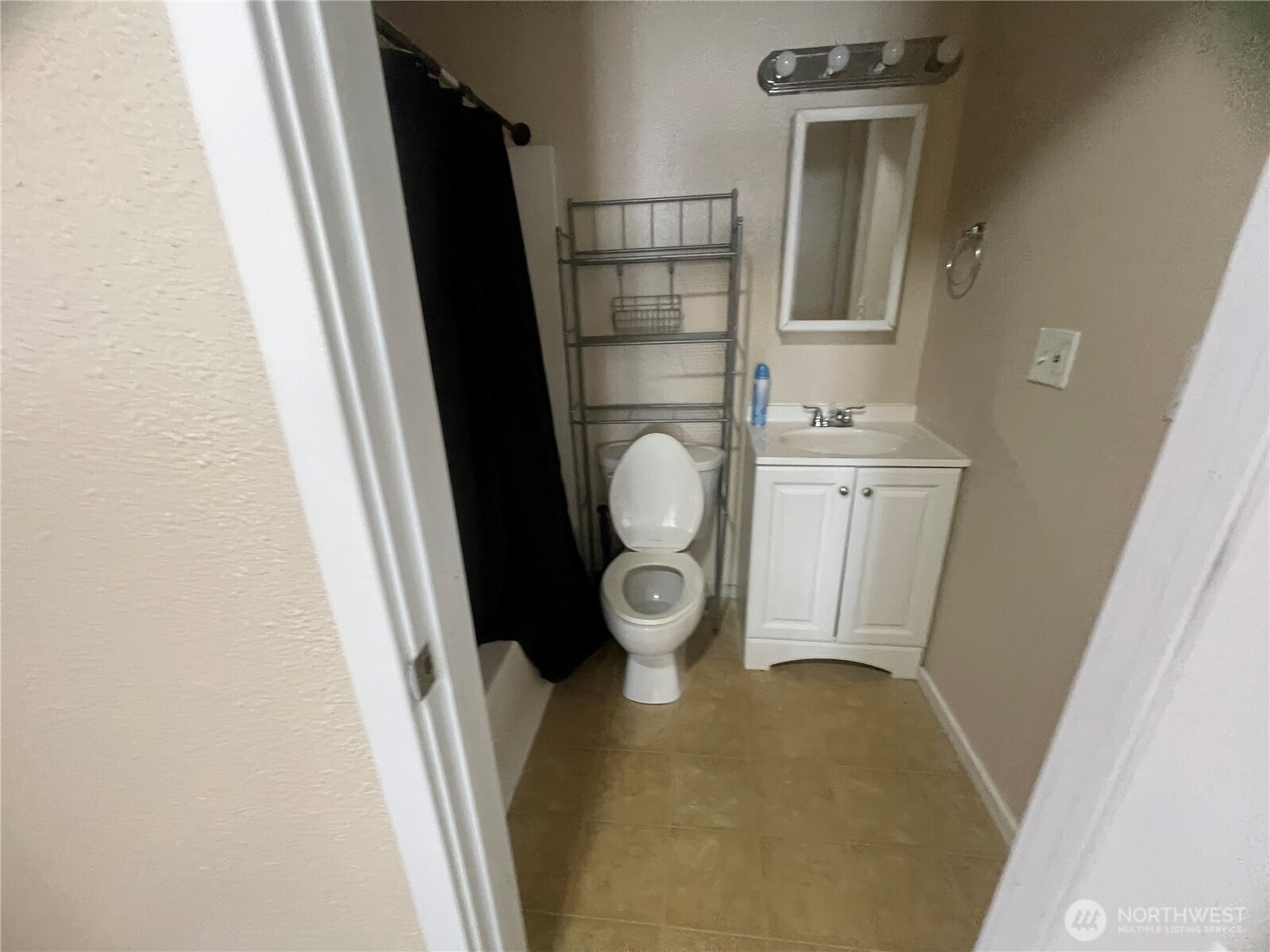 220 W 4th Street Aberdeen WA 98520