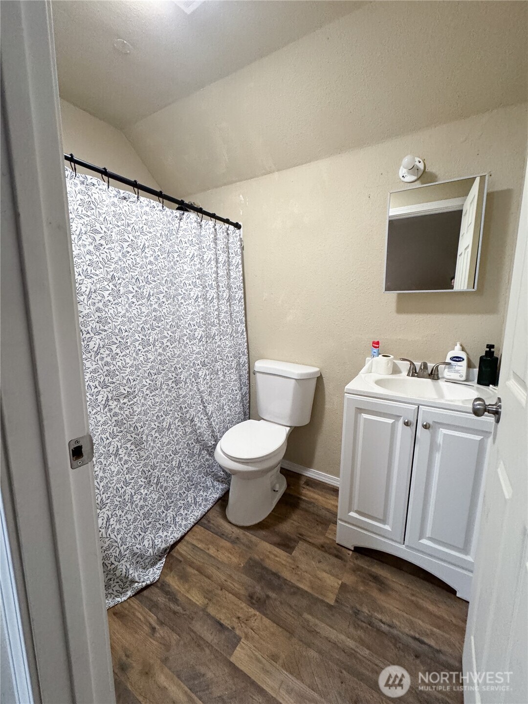 220 W 4th Street Aberdeen WA 98520