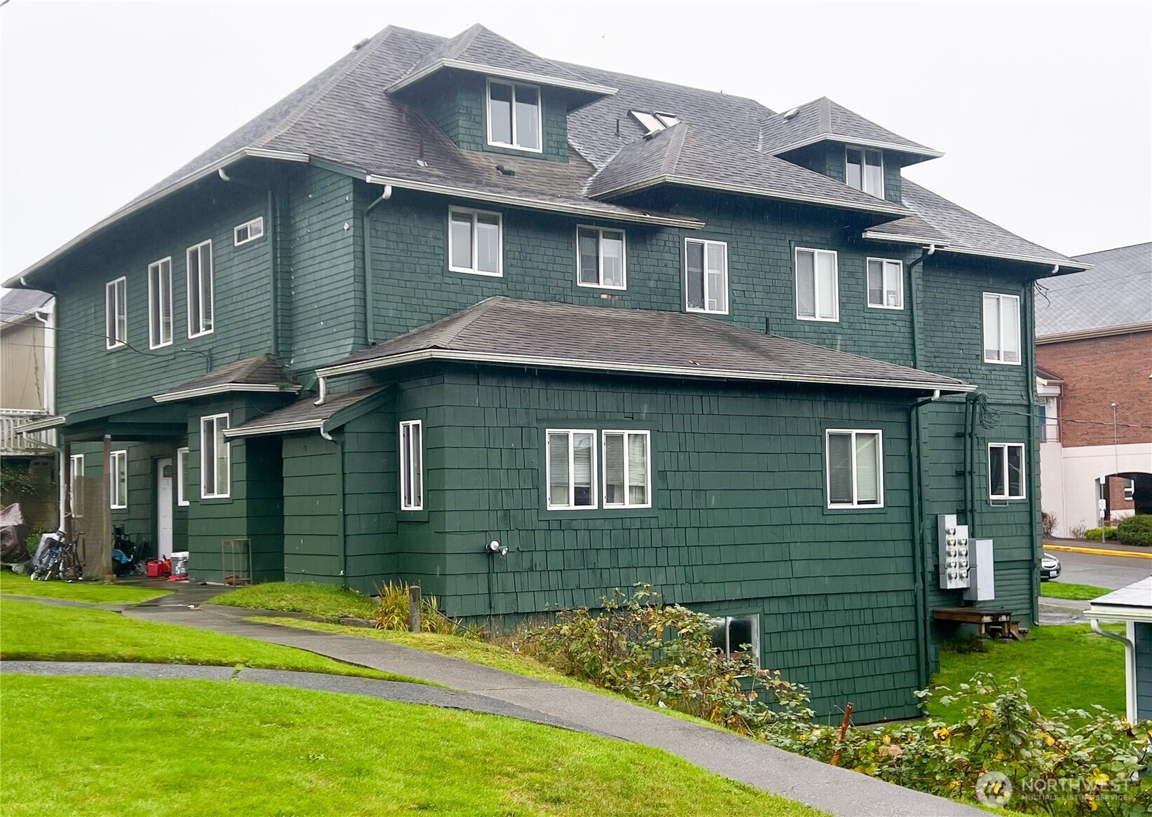 220 W 4th Street Aberdeen WA 98520