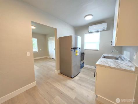 1311 W Shoshone Street Pasco WA 99301