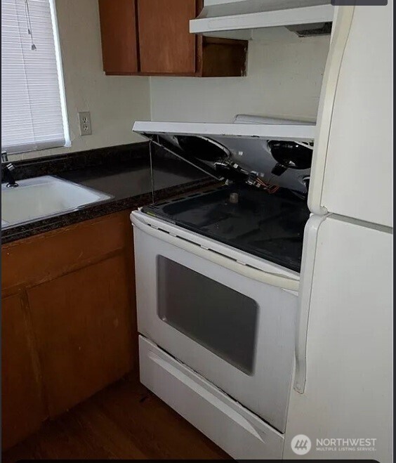 329 Perry Avenue N Port Orchard WA 98366