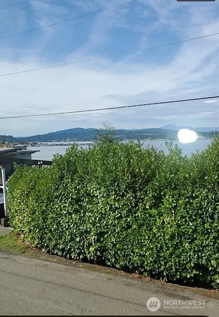 329 Perry Avenue N Port Orchard WA 98366