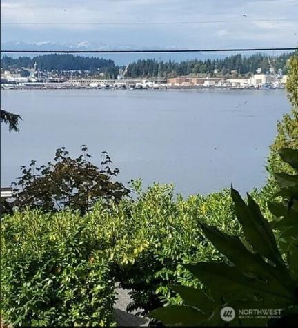 329 Perry Avenue N Port Orchard WA 98366