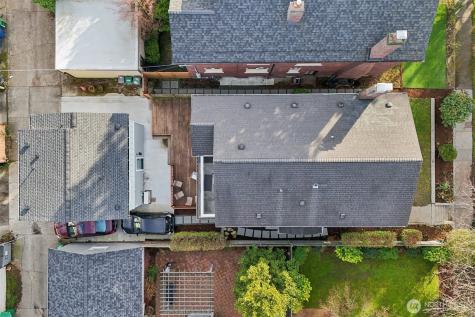 5230 16th Avenue NE Seattle WA 98105