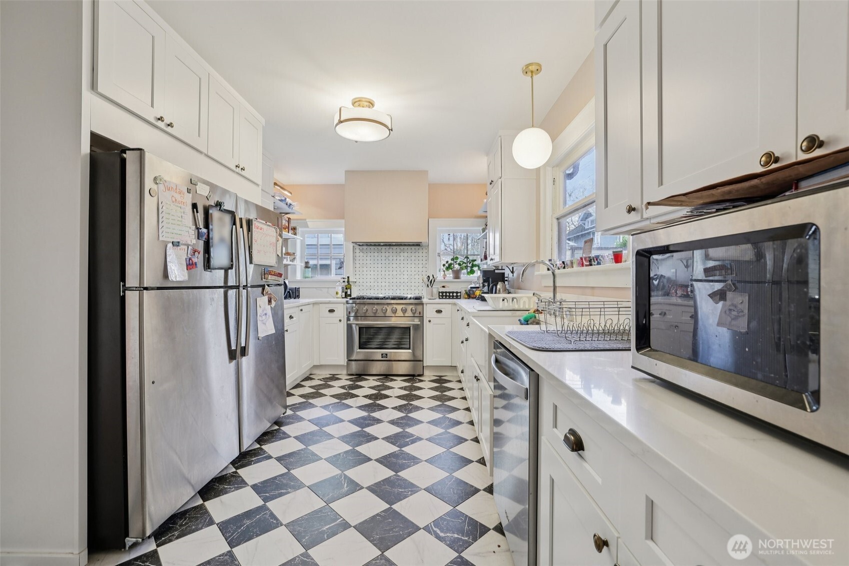 5230 16th Avenue NE Seattle WA 98105