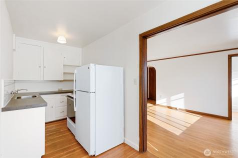 8008 Greenwood Avenue N Seattle WA 98103