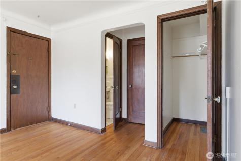 8008 Greenwood Avenue N Seattle WA 98103
