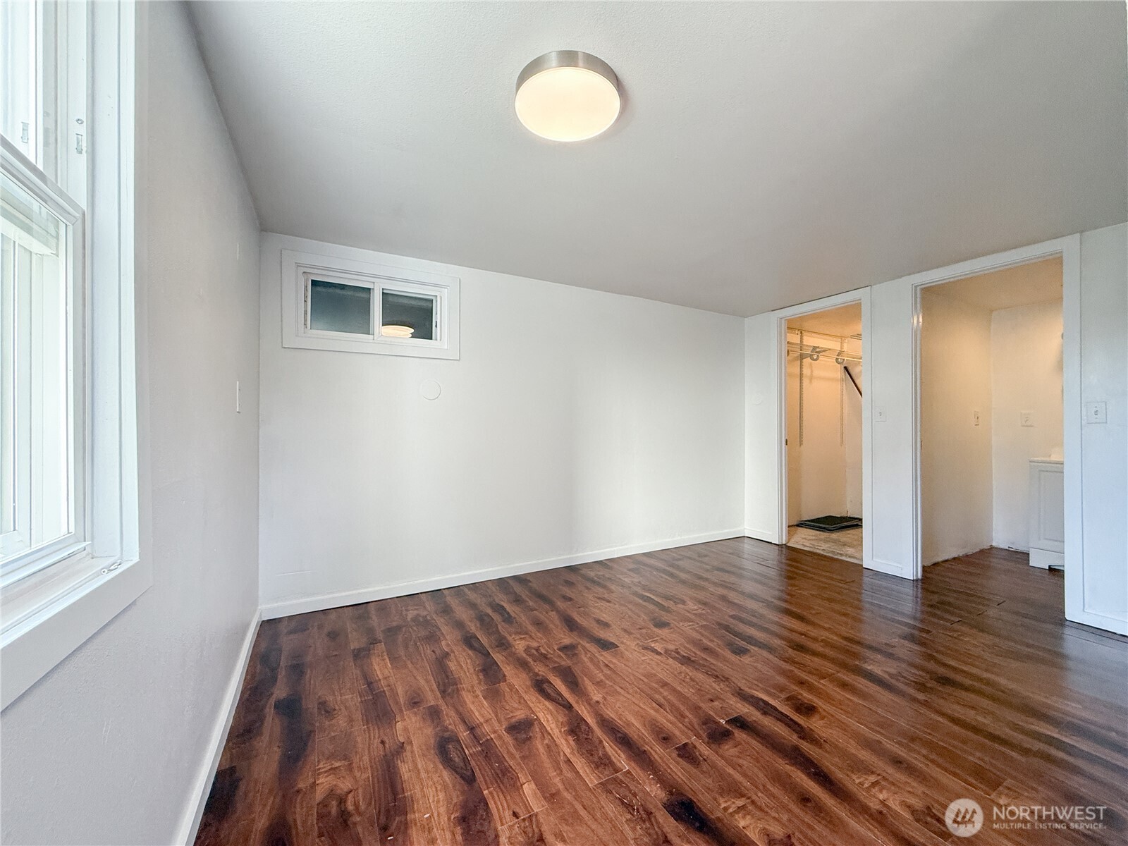 11806 Glendale Way S Seattle WA 98168