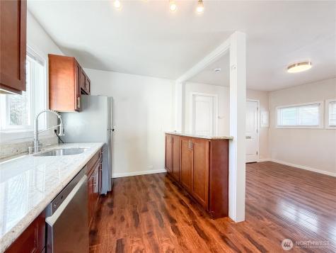 11806 Glendale Way S Seattle WA 98168