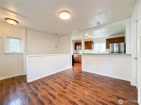 11806 Glendale Way S Seattle WA 98168