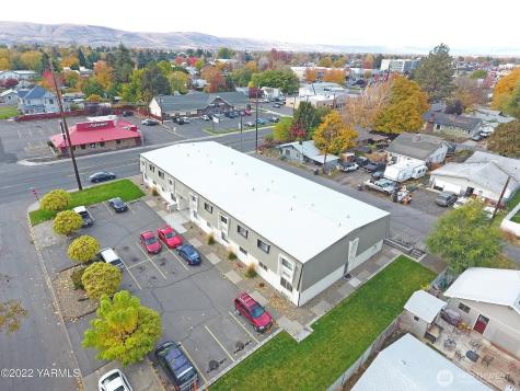 1020 S 20th Avenue Yakima WA 98902