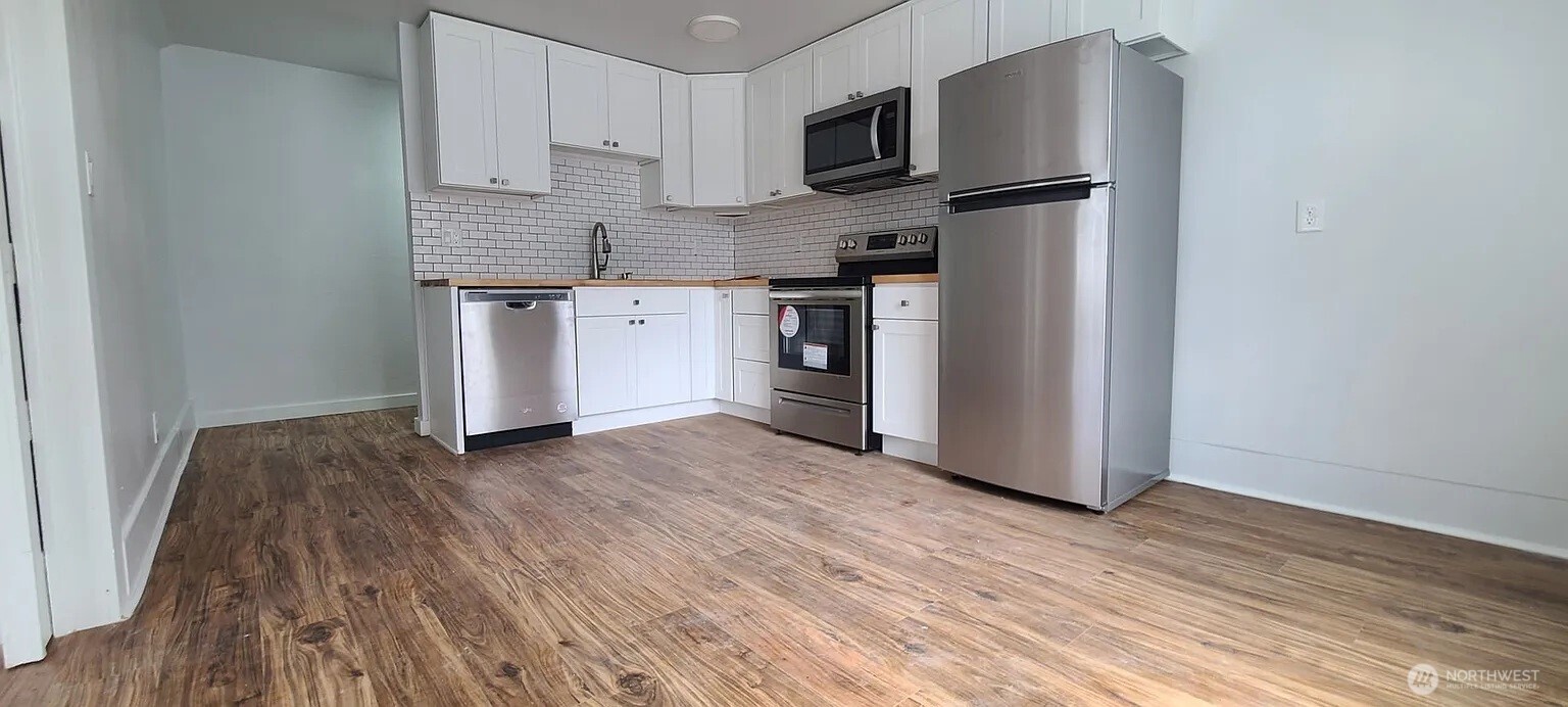 1319 S 9 Street Tacoma WA 98405