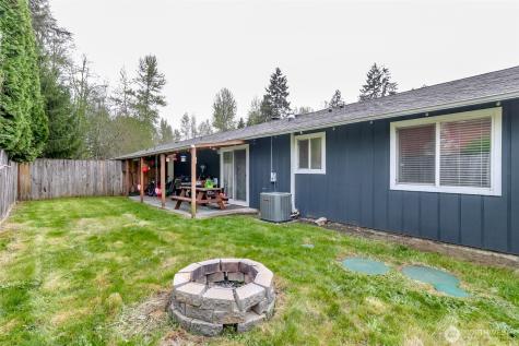 15115 129th Avenue E Puyallup WA 98374