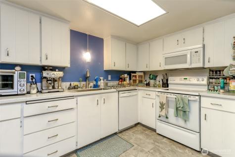 15115 129th Avenue E Puyallup WA 98374