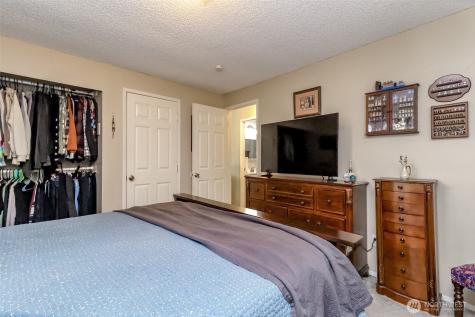 15115 129th Avenue E Puyallup WA 98374