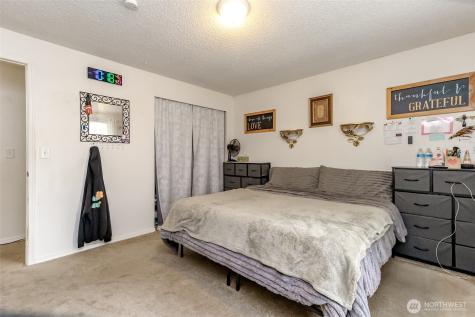 15115 129th Avenue E Puyallup WA 98374