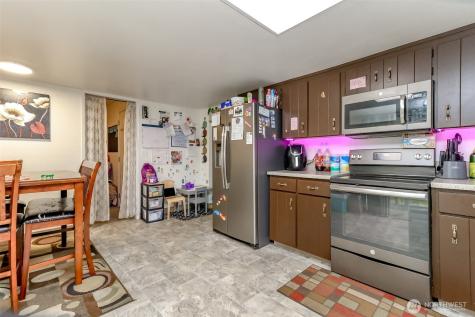 15115 129th Avenue E Puyallup WA 98374