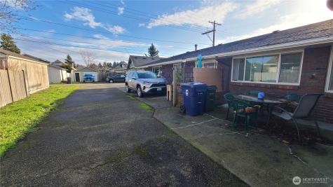 2717 S 54th Street Tacoma WA 98409