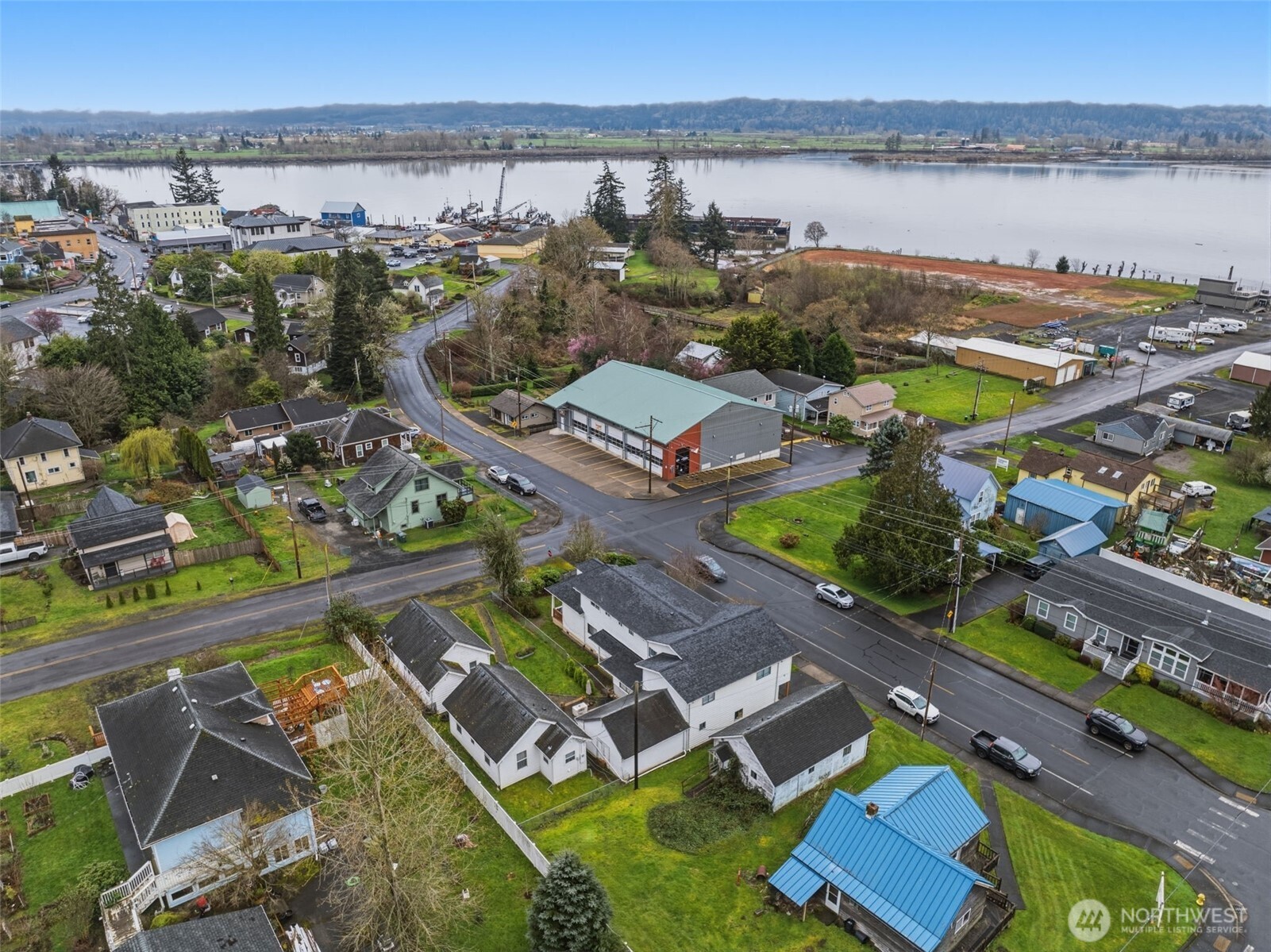 180 2nd Street Cathlamet WA 98612