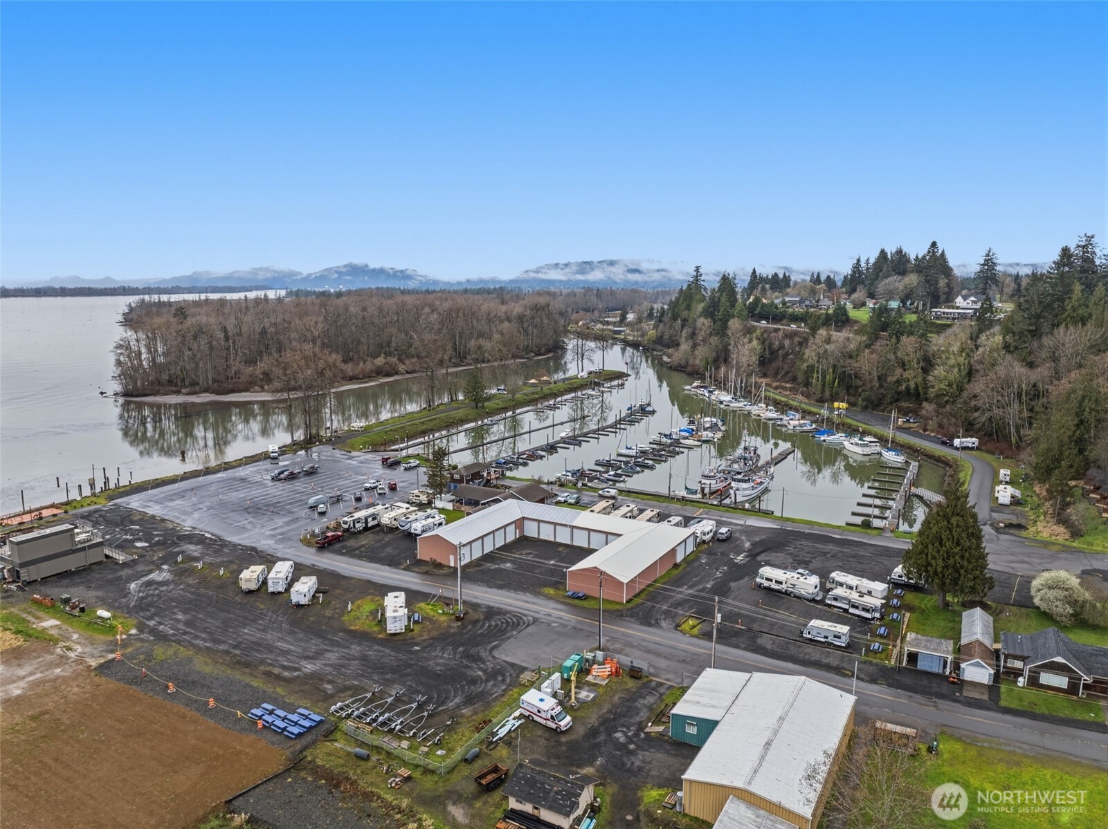 180 2nd Street Cathlamet WA 98612