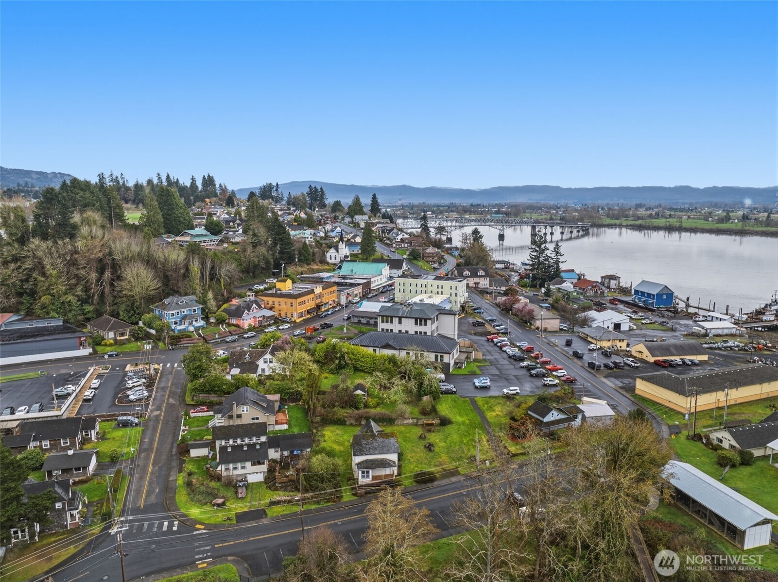 180 2nd Street Cathlamet WA 98612