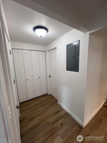 10443 17 Avenue SW Seattle WA 98146