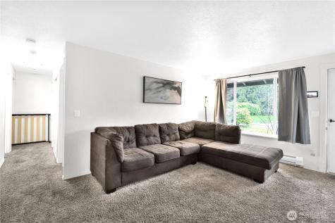 7009 181st Avenue E Bonney Lake WA 98391
